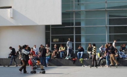 Museu d'Art Contemporani de Barcelona (MACBA) Plaça dels Àngels